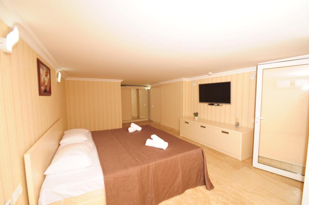 Orbi Apart Hotel In Front Of Aquapark Batumi Exterior foto