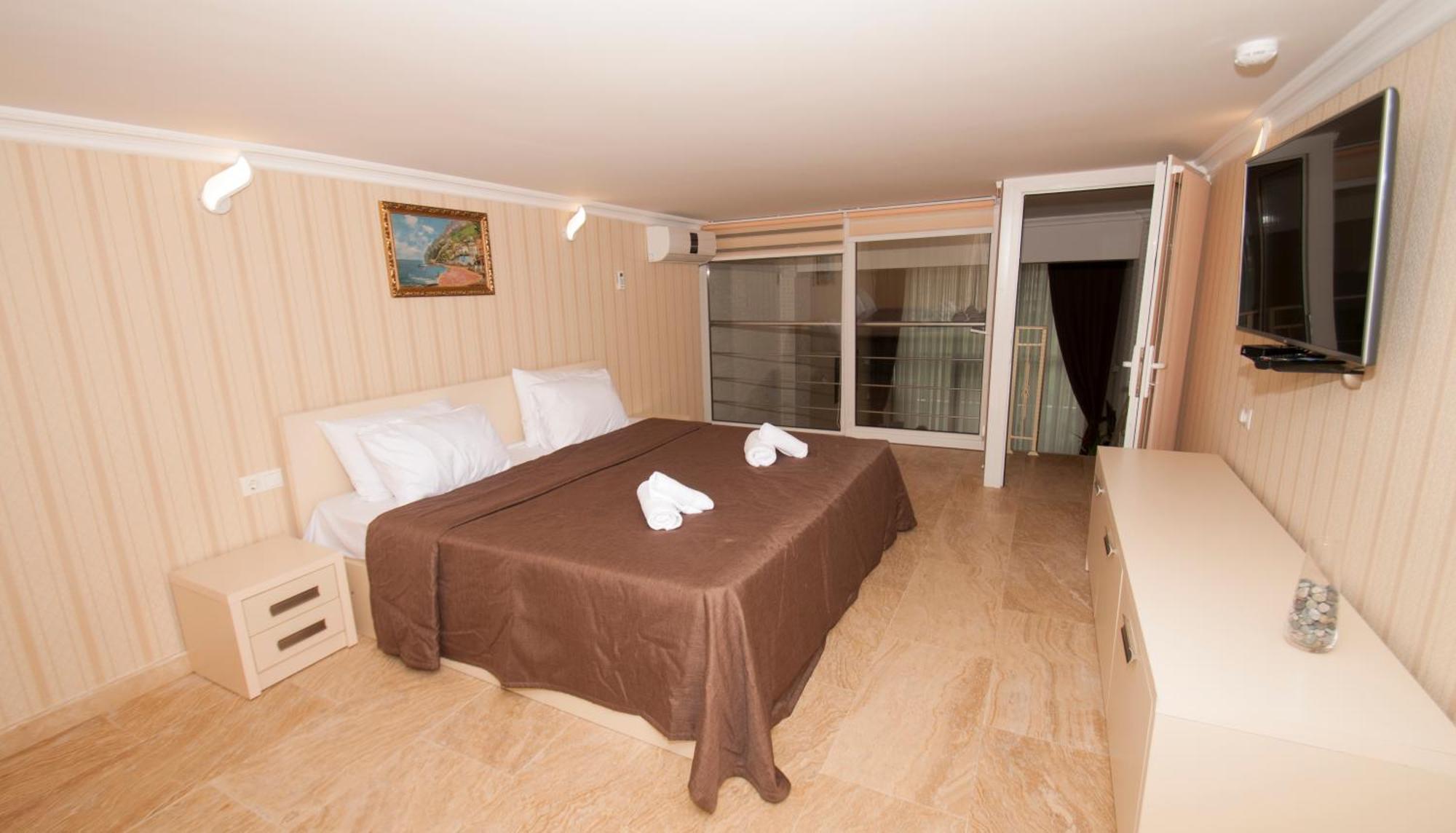 Orbi Apart Hotel In Front Of Aquapark Batumi Exterior foto