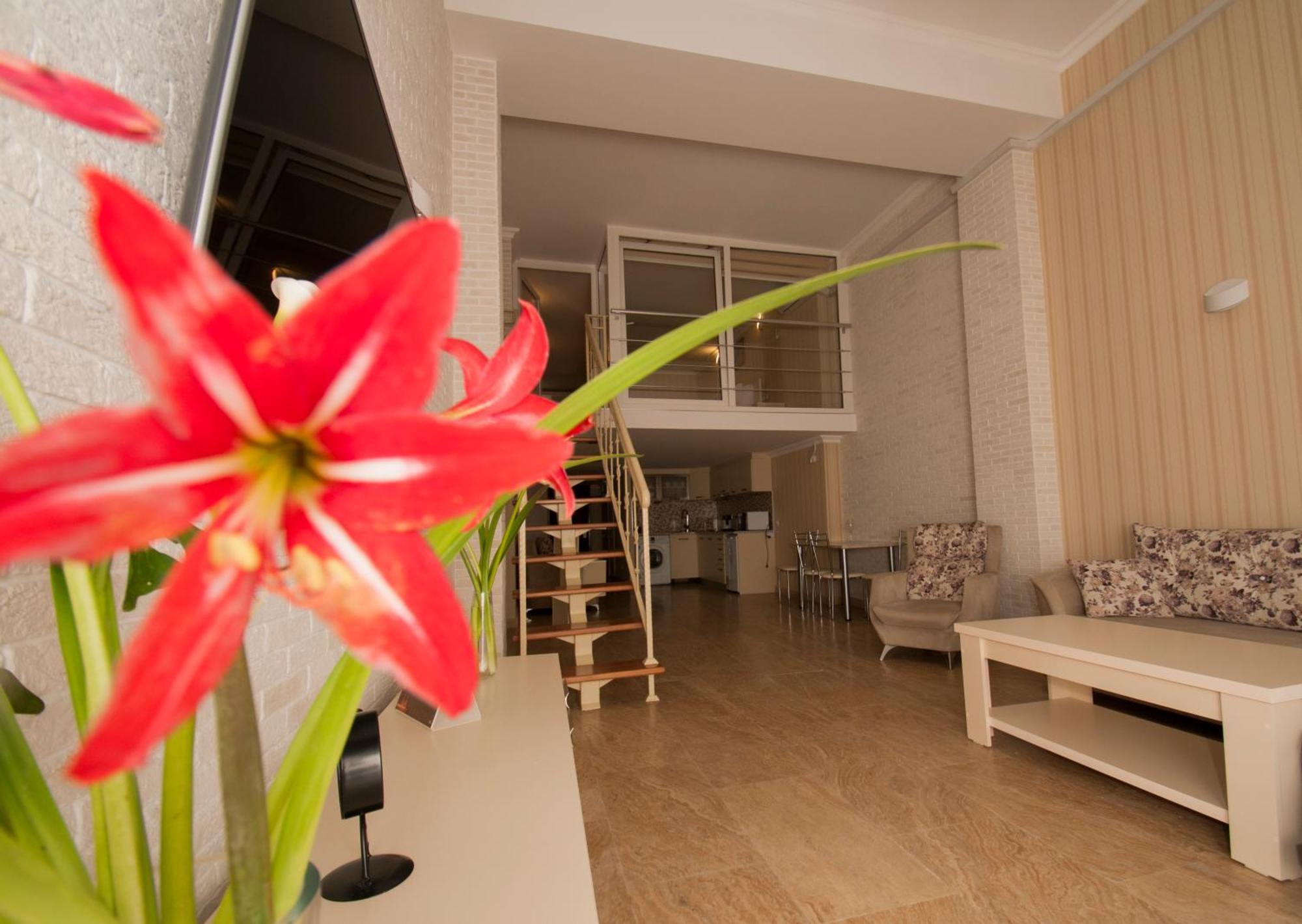 Orbi Apart Hotel In Front Of Aquapark Batumi Exterior foto