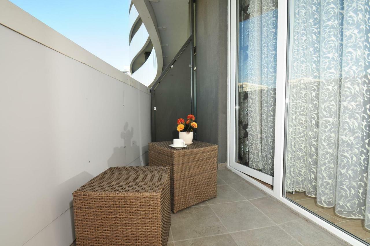 Orbi Apart Hotel In Front Of Aquapark Batumi Exterior foto